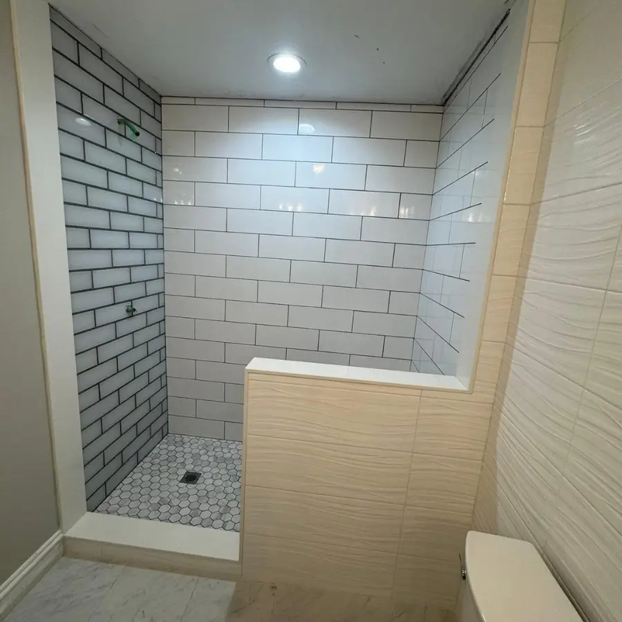 Bathroom Shower Image 1